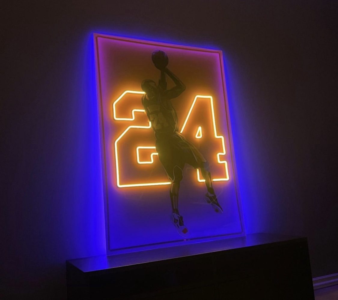 24 · Backlight-ramme
