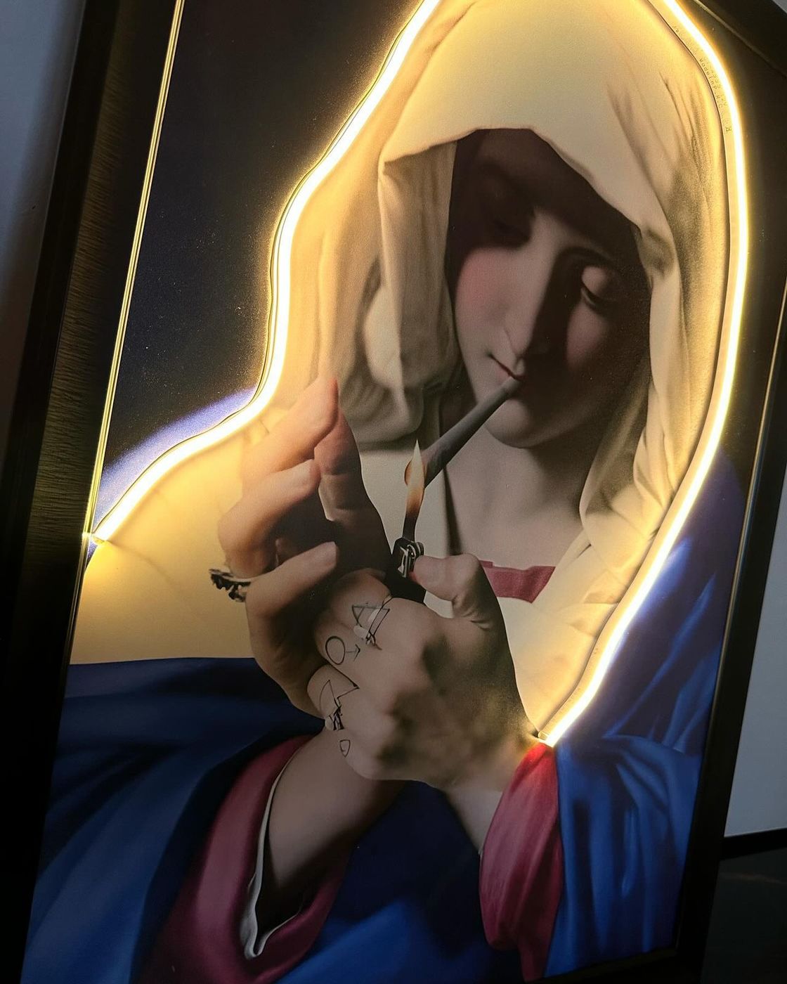 Innrammet neon-art